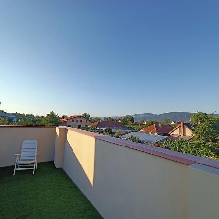 Pensiunea Byblos Piatra Neamţ Exteriér fotografie